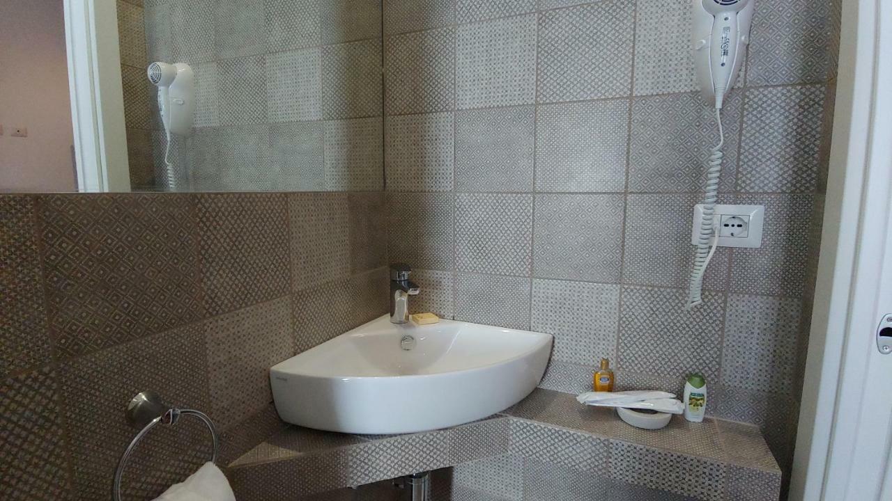 B&B El Brumista Milano Ngoại thất bức ảnh